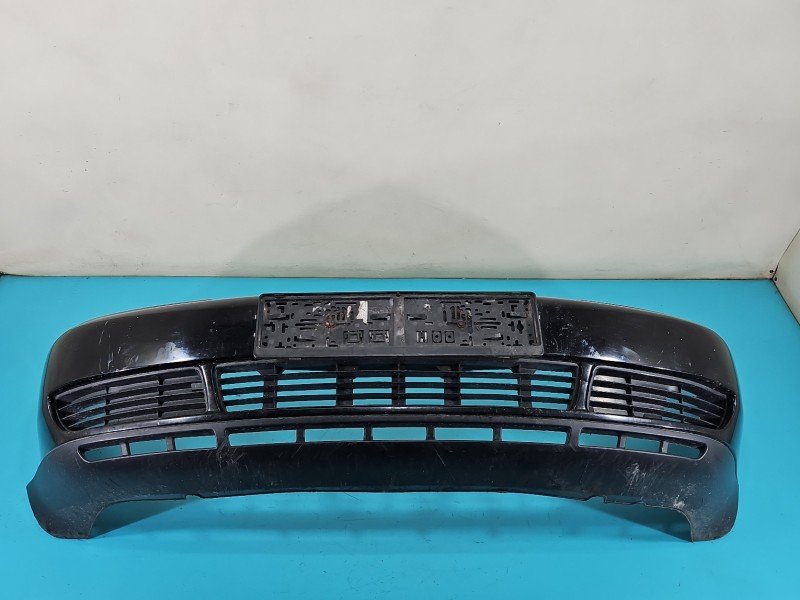 Zderzak przód Audi A4 B5 czarny LY9B Zderzak przód Audi A4 B5 czarny LY9B