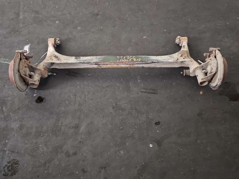 Tylna belka oś tył Toyota Corolla E12 2.0 D4D