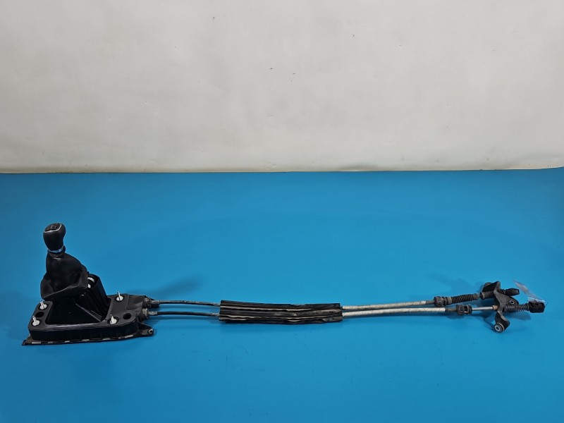 DŹWIGNIA LEWAREK WYBIERAK LINKI Skoda Octavia III 2.0 tdi