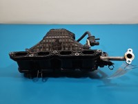 Kolektor ssący Toyota Auris II 1.8 hybryda