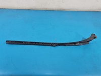 Listwa szyby czołowej lewa przedniej Renault Trafic III 93867906