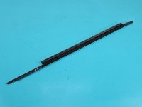 Listwa drzwi przód lewa AUDI A4 B8 8K0853283H