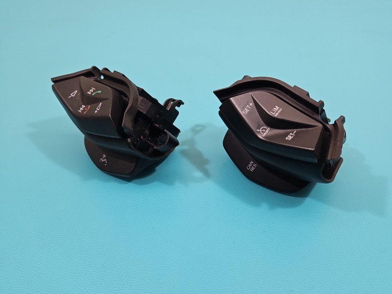 Przełącznik multifunkcja kierownicy Ford Focus Mk3