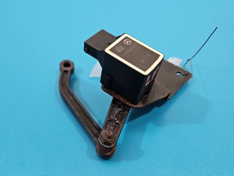 Czujnik poziomowania xenon Mercedes ML W164 A0105427717