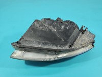 Reflektor prawy lampa przód Audi A4 B7 EUROPA