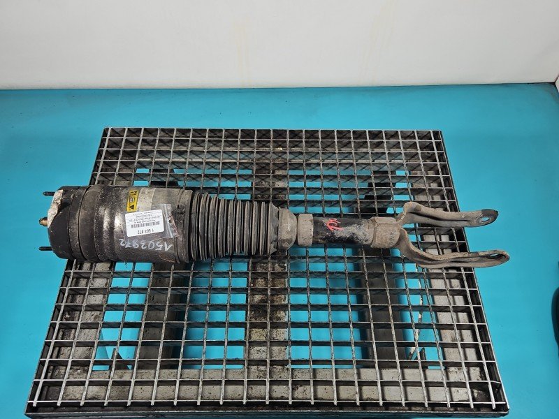 Amortyzator przód prawy przedni Jeep Grand Cherokee IV WK2