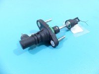 Pompka sprzęgłowa Toyota Auris II 31420-02032-A 1.6 16V