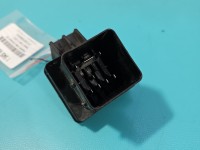 Przekaźnik świec żarowych Renault Trafic III 110675590R
