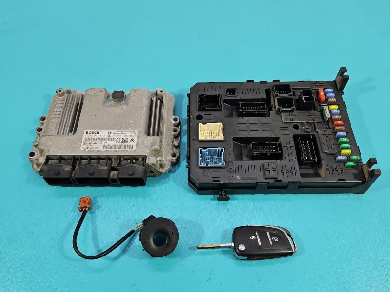 Komputer Sterownik silnika 0281013872 Peugeot Partner II 1.6 hdi