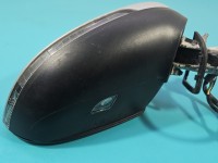 Lusterko prawe Vw Passat B8 Europa / Lakier: LA7W / 7pin / plamka na szkle europa