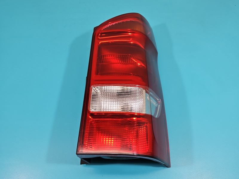 Lampa tył prawa klapy Mercedes Vito W447 14- HB EUROPA