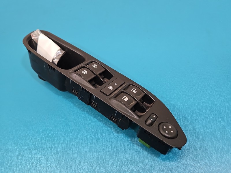 Przełącznik szyb Fiat Tipo II 15- 7356314780E, 735604302 Producent części: FIAT EU