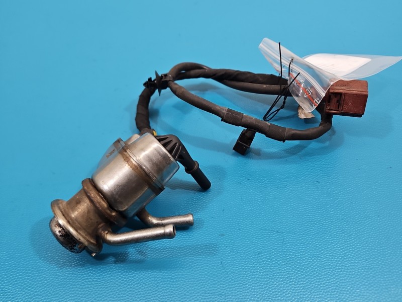 Wtryskiwacz Skoda Kodiaq I 0444025042, 04L131113P 2.0 tdi