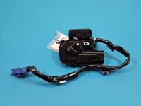 Zamek klapy tył LEXUS CT 10-22 HB Producent części: Lexus, 4pin.