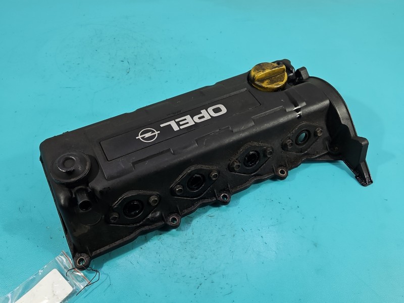 Pokrywa zaworów Opel Astra II G 1.7 dti