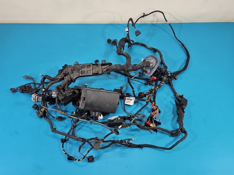 Wiązka instalacja Komory silnika Audi A3 8V 8V0974019, 8V1974043F, 8V0974086