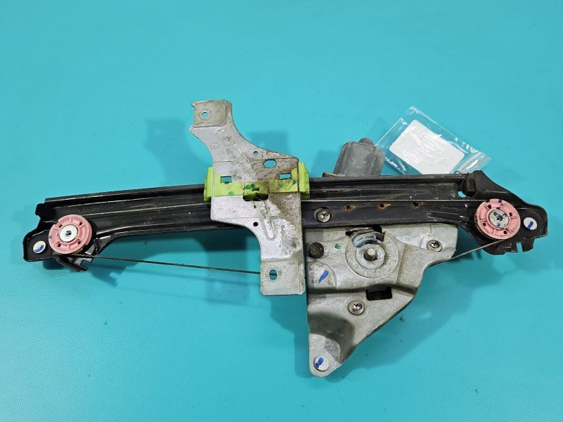 Podnośnik tył lewy Peugeot 508 I 9688808480 sedan Podnośnik tył lewy Peugeot 508 I 9688808480 sedan