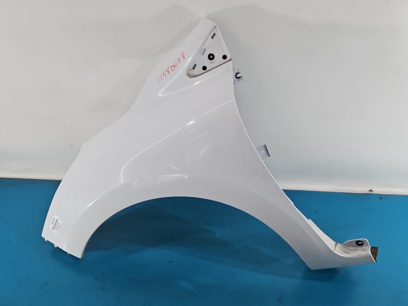 Błotnik przód lewy Renault Clio IV 12-20 DV369