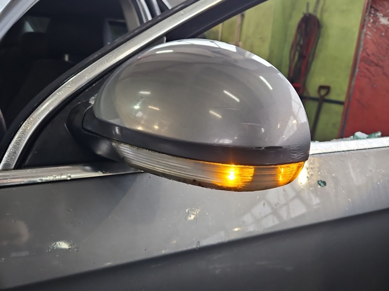 Lusterko lewe pin Vw Passat B6 sedan 4d kolor szary, LA7T europa