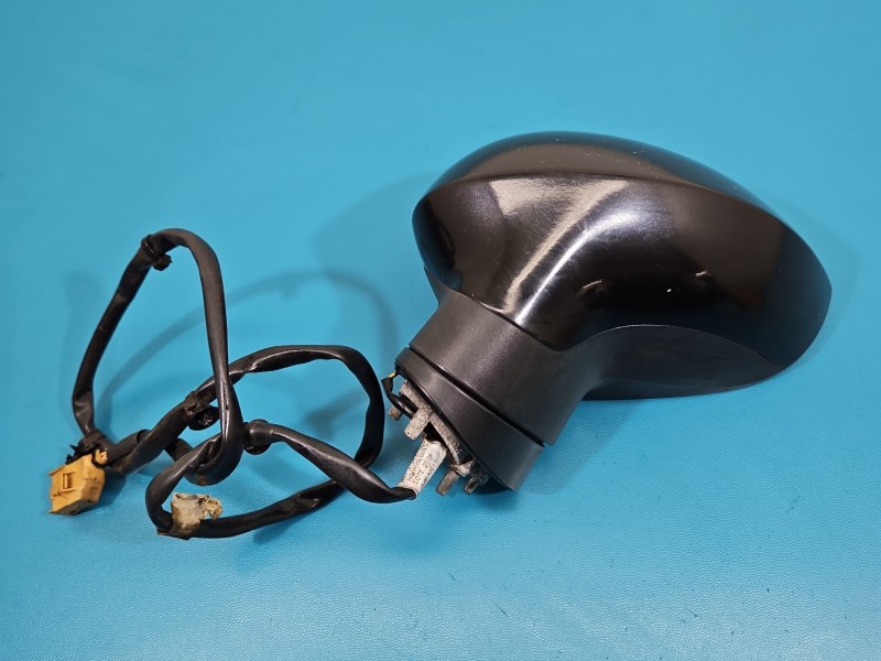 Lusterko lewe pin Seat Exeo kombi 5d kolor LC9Z europa