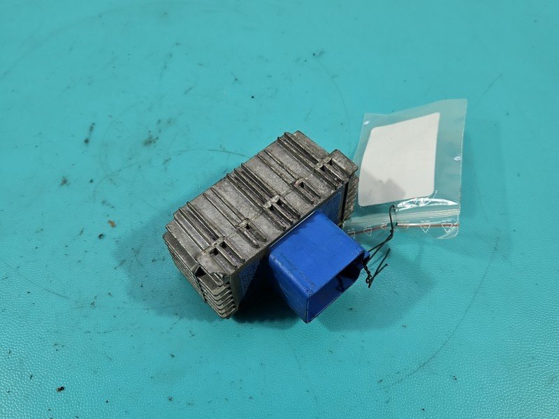 Przekaźnik świec żarowych Opel Zafira B 55353011, 51299014B