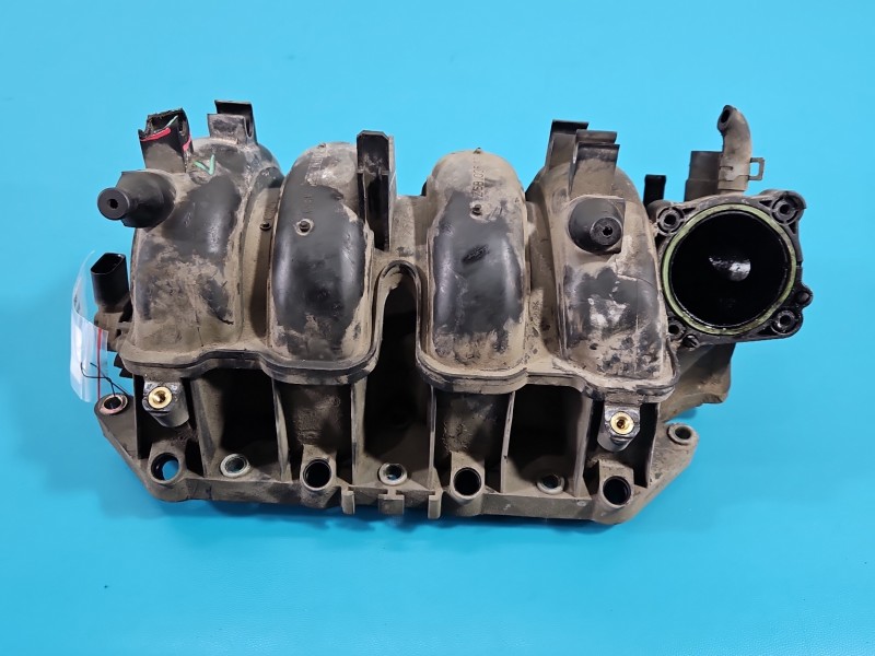 Kolektor ssący Seat Leon I Toledo II 1.6 16V 036129711FA