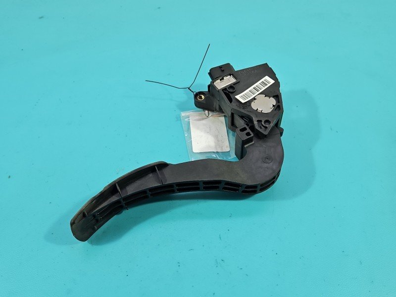 Pedał gazu potencjometr Renault Megane IV 180020000R 1.3 Tce