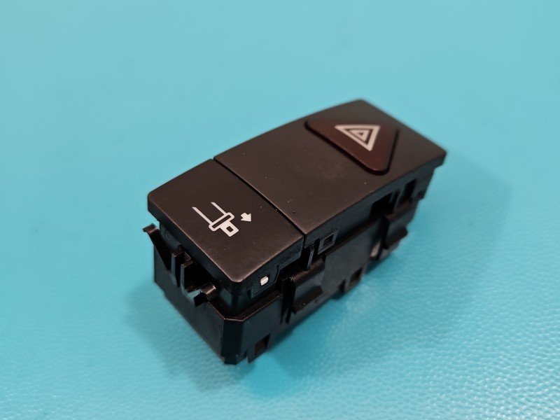 Przełącznik świateł awaryjnych Mercedes E C207 A207 2079053400