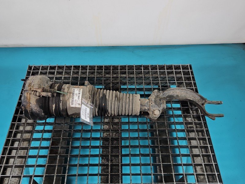 Amortyzator przód prawy przedni AUDI A6 C7