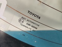 Szyba tylna KLAPY BAGAŻNIKA TYŁ Toyota Corolla E21 19- sedan