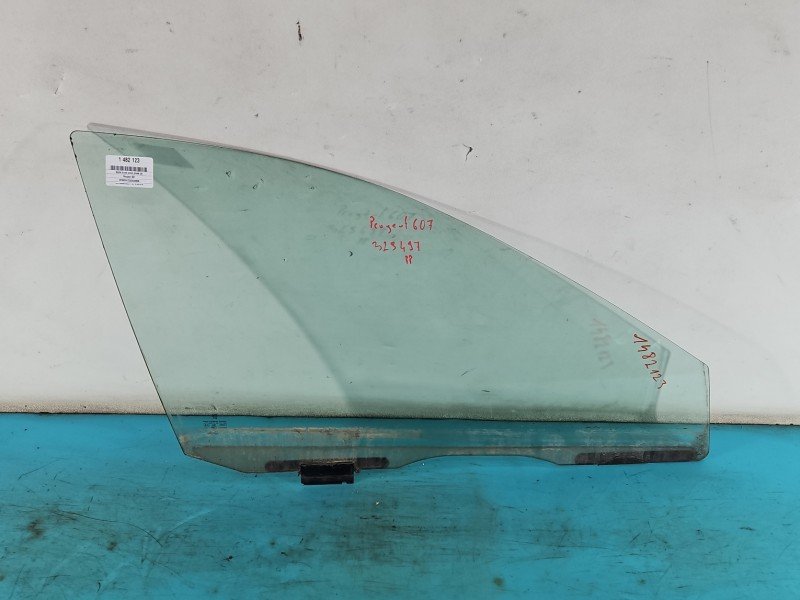 Szyba drzwi przód prawa Peugeot 607 sedan