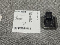 Wykładzina bagażnika podłoga Mercedes W213 A2136800102