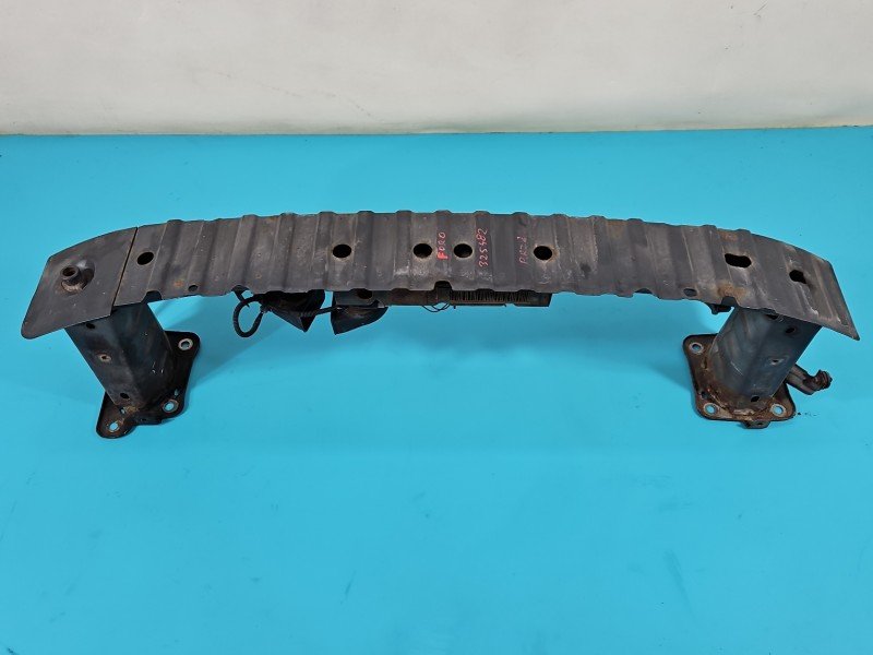 Wzmocnienie zderzaka przód Ford Focus Mk2 przednie Wzmocnienie zderzaka przód Ford Focus Mk2 przednie