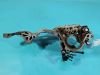Mocowanie uchwyt Alternatora, pompy wtryskowej Audi A4 B9 04L903143D