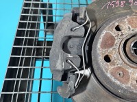 Zacisk przód prawy AUDI A4 B8 2.0 tdi