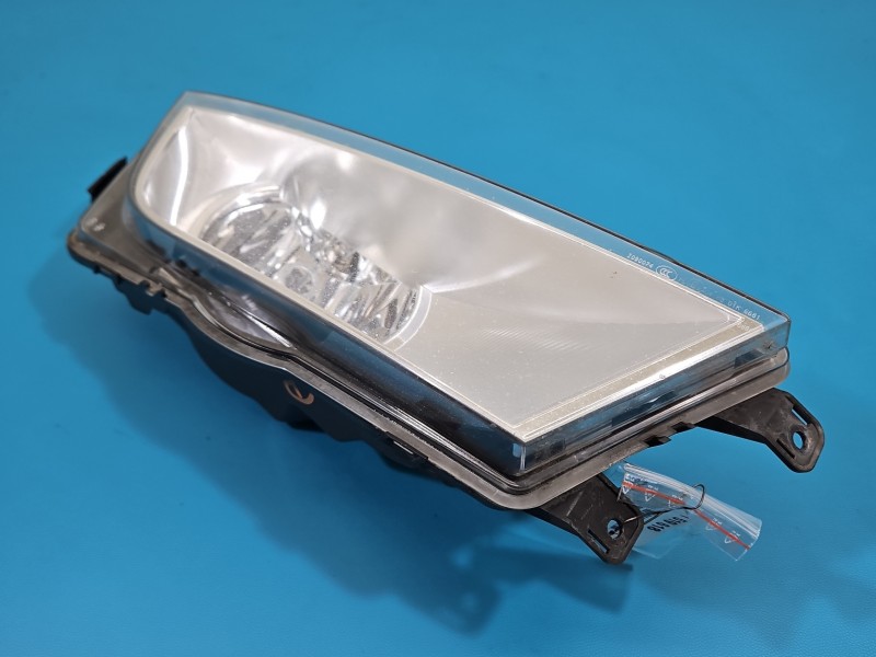 Halogen prawy Skoda Octavia III