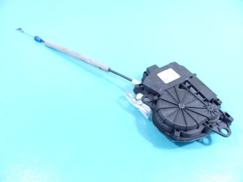 Silniczek Europejska, 4pin DOCIĄG KLAPY Land rover Discovery Sport 14- L550