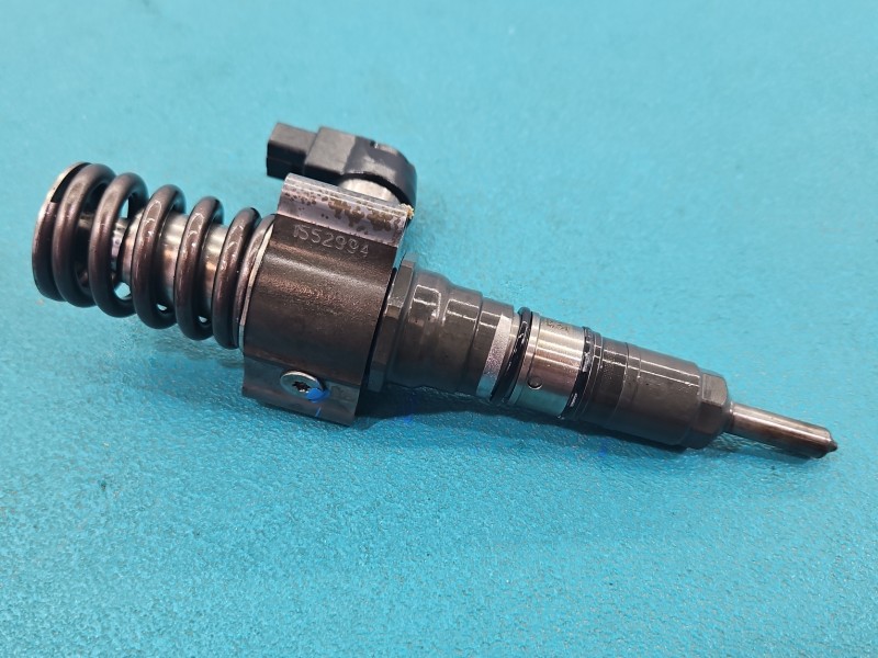 testowany Pompowtryskiwacz 03G130073S 2.0 tdi