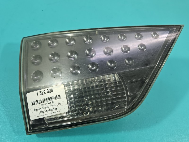 Lampa tył lewa Mitsubishi, Rysy na kloszu Z KLAPY Mitsubishi Outlander II HB
