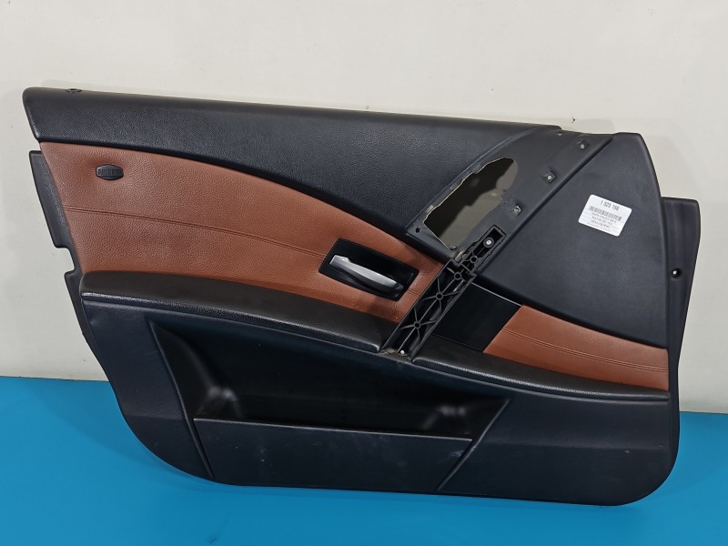 Tapicerka drzwi przód lewa boczek Bmw e60 e61