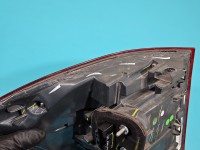 Lampa tył prawa Producent części: BMW, ZEWNĘTRZNA W BŁOTNIK Przerabiana na Europejską BMW X5 F15 HB