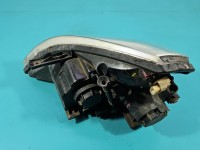 Reflektor prawy lampa przód Kia Carnival II 05-14 EUROPA