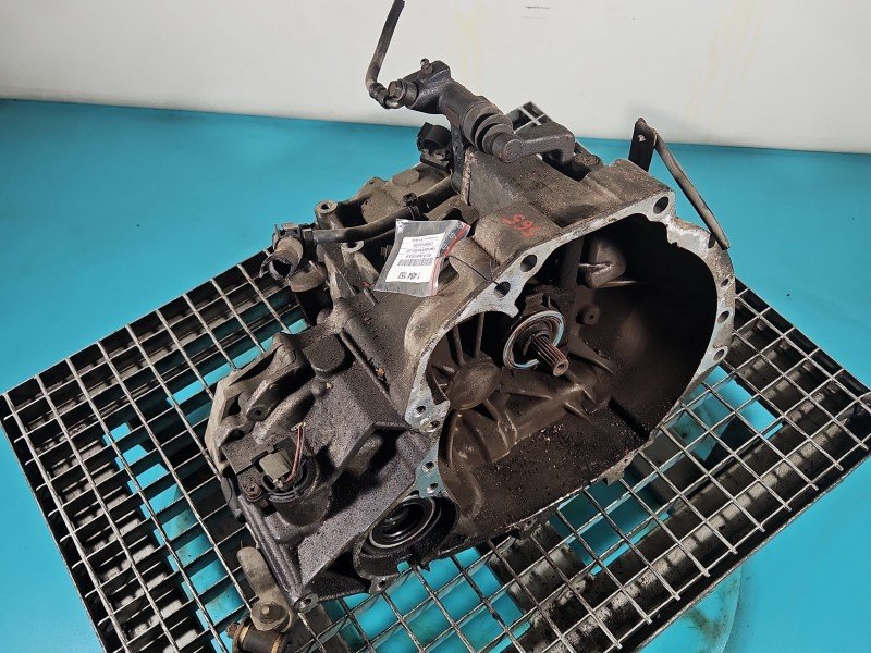 Skrzynia biegów Nissan Almera N16 1.5 16V Skrzynia biegów Nissan Almera N16 1.5 16V