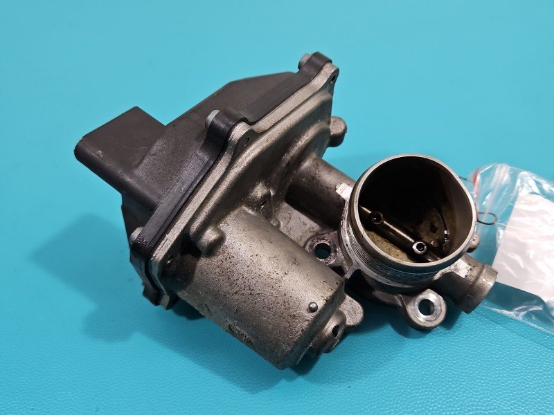 Przepustnica Seat Leon III 12- 04L131501C, A2C53420794 2.0 tdi