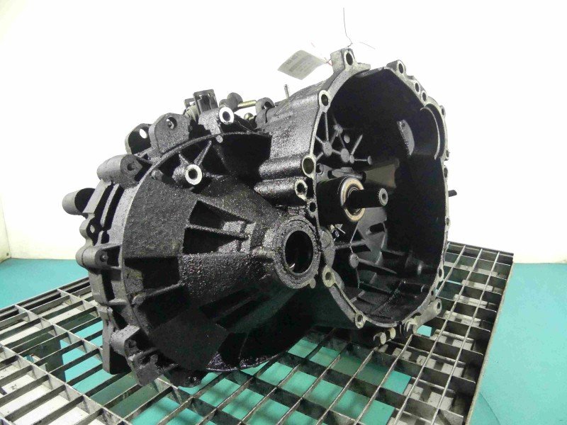 Skrzynia biegów 1023746 Volvo S80 I 2.4 D5