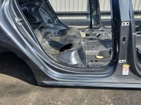 Próg prawy SŁUPEK ŚRODKOWY B Audi A4 B9 kombi 5d LX7L