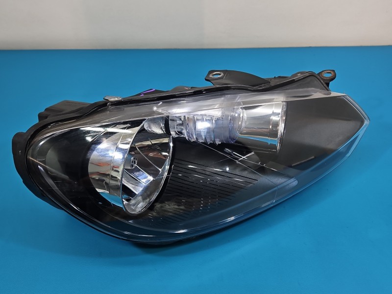 Reflektor prawy lampa przód Vw Golf VI EUROPA