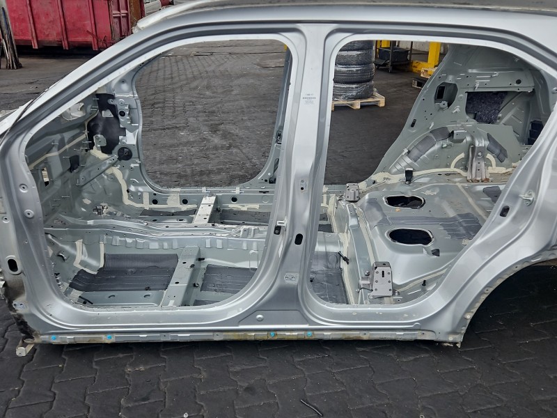 Próg lewy SŁUPEK ŚRODKOWY B Mitsubishi Eclipse Cross HB 5d U25