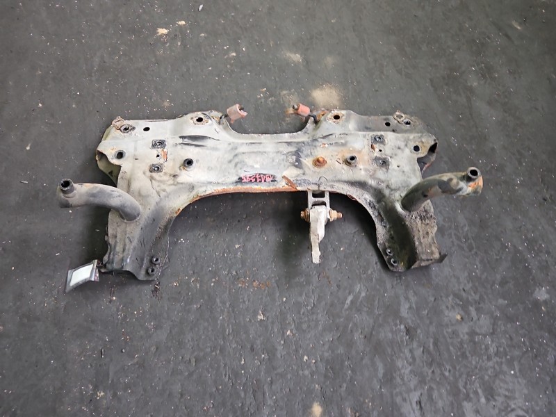 WÓZEK KOŁYSKA TRAWERS Sanki Belka silnika Fiat Tipo II 15- 1.6 jtd (55260384)