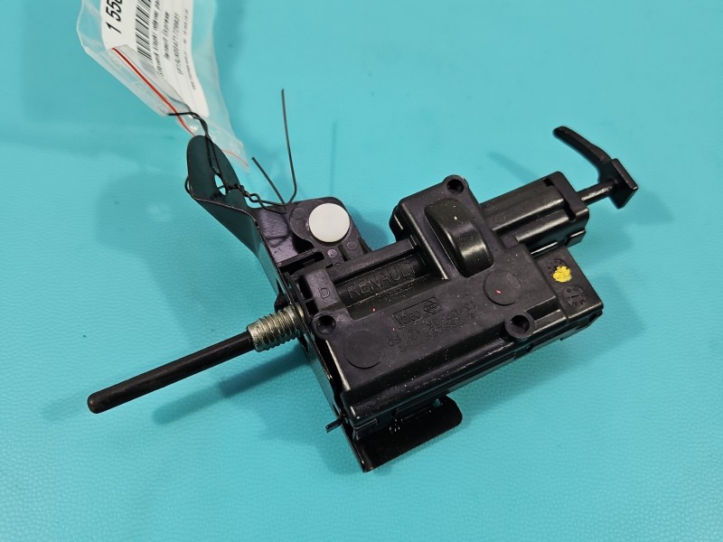 Siłownik klapki wlewu paliwa Renault Express 788266729R